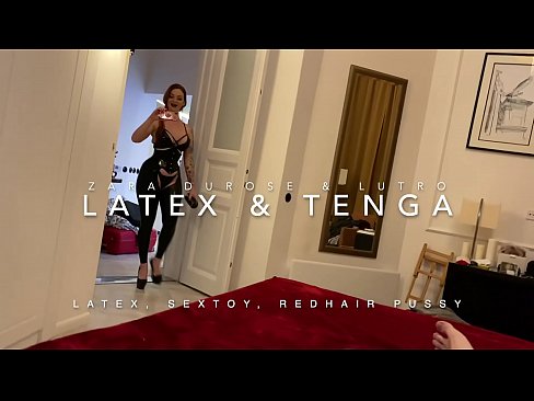 ❤️ Saudara tiri berambut merah dalam kostum lateks kacau oleh saudara tiri ❌ Video sialan pada kami ️❤
